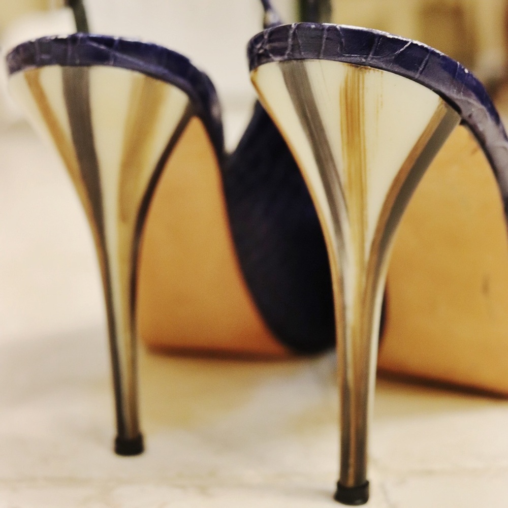 Stuart Weitzman Croc-Print Peep-Toe Slingbacks - image 3